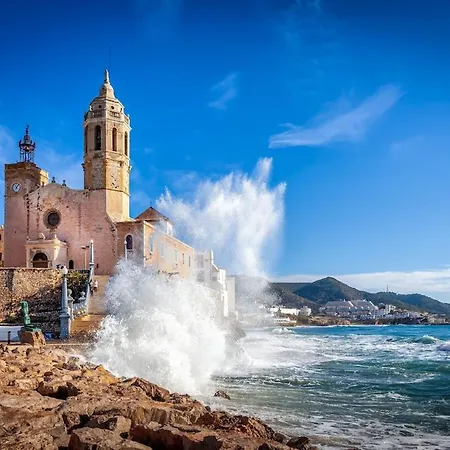 Prime Spot On Sitges' Iconic Street Lägenhet Sitges